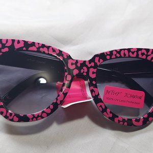 NWT Betsey Johnson Leopard Print Cat Eye Sunglasses